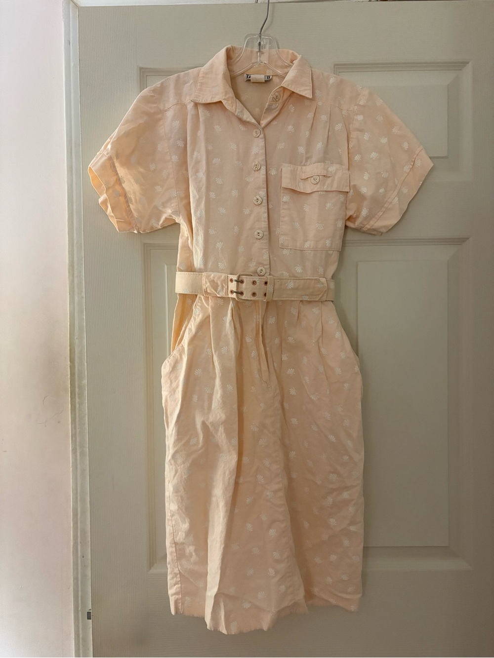 Light pink midi dress with belt size adult 4
